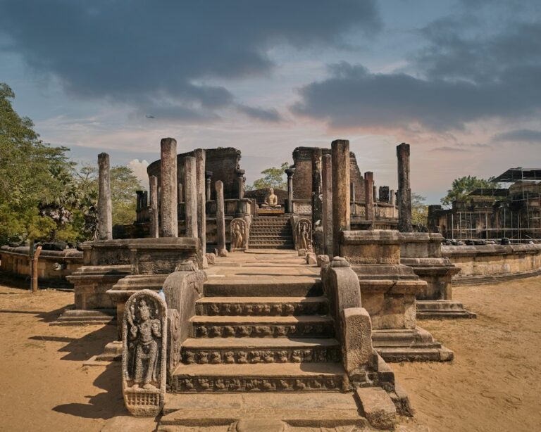 Old stone ruins and steps at Polonnaruwa