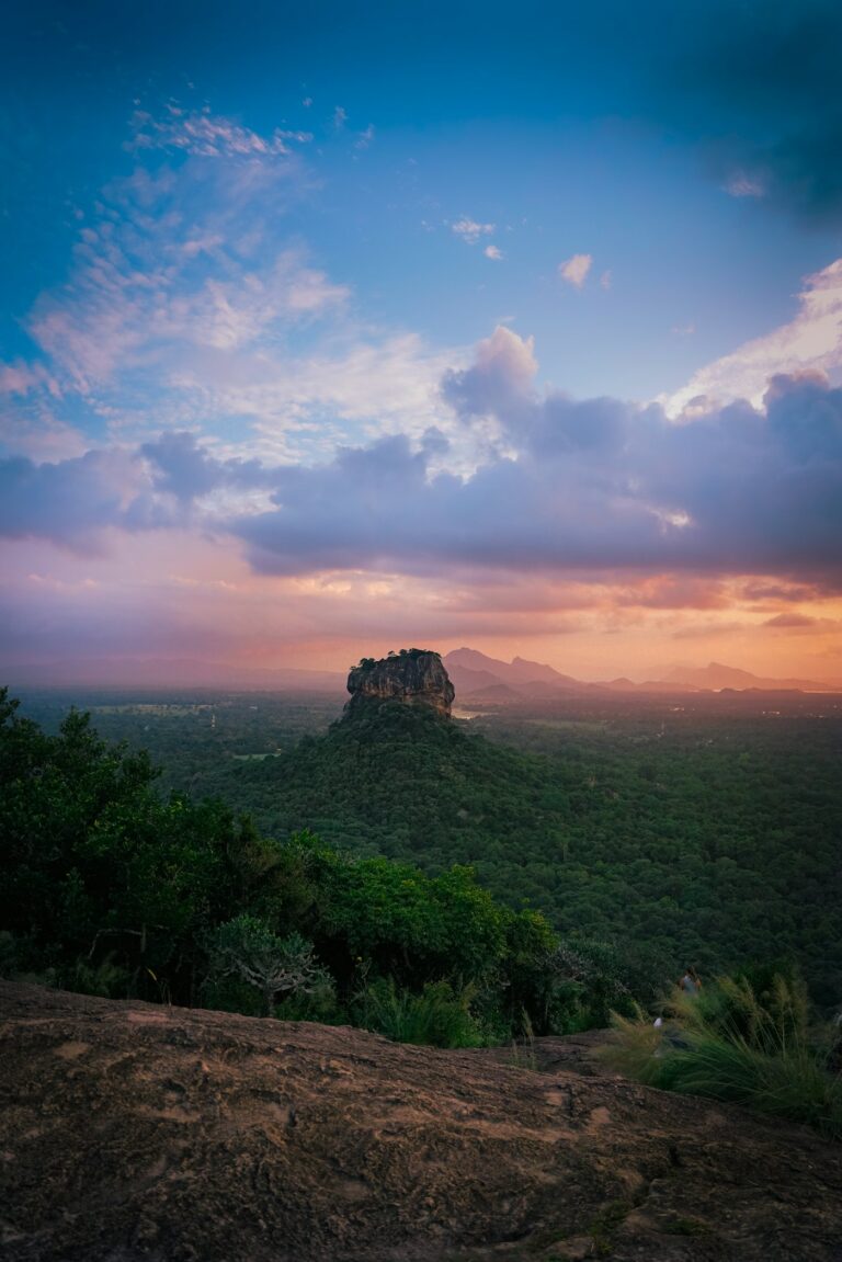 Sunset view from the top of Pidurangala Rock